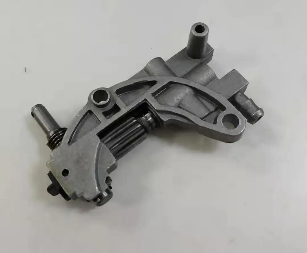 

Oil pump for Chain saw 4500,5200,5800 made in China spare parts replacement carburetor for Zenoah G4500/5000 45cc 52cc 58cc