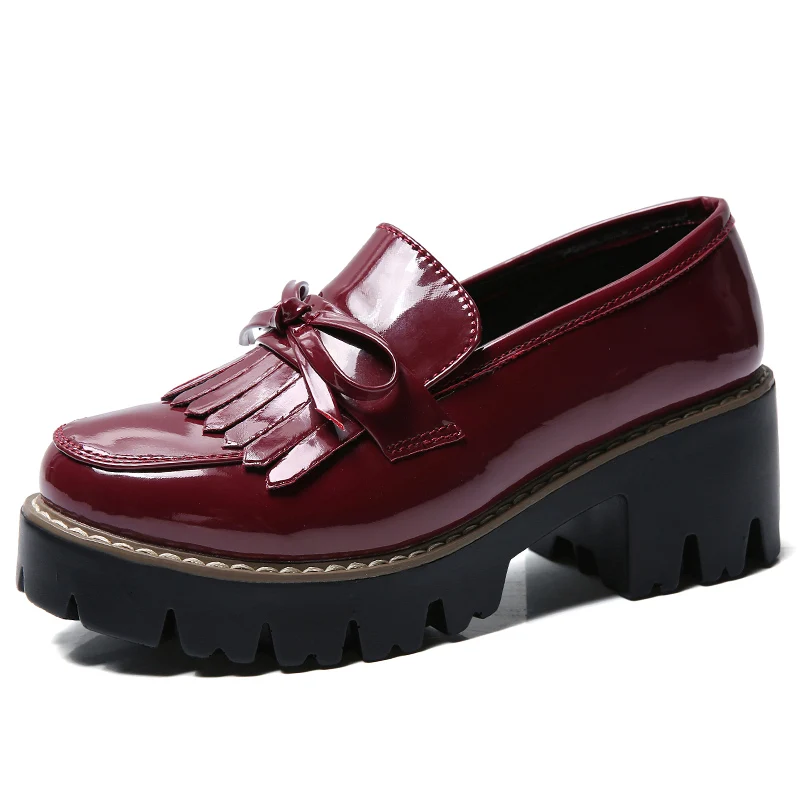 O16U Women Autumn Shoes Patent Leather Slip on Tassel Loafers Platform Flat Casual Shoes Women Flats Spring Shoes for Ladies - Цвет: winered L.M904