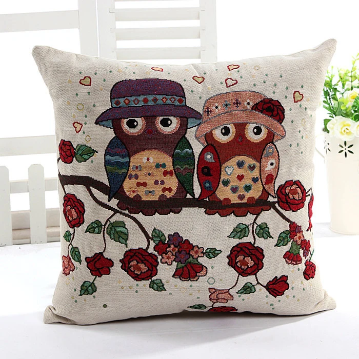 

Decor Four Owls Throw Pillow