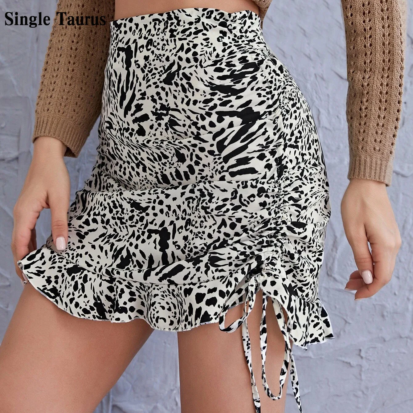 

High Waist Leopard Print Skirt Female Fashion Streetwear Drawstring Design Ruffle Black White Cute Sexy Mini Korean Faldas Mujer