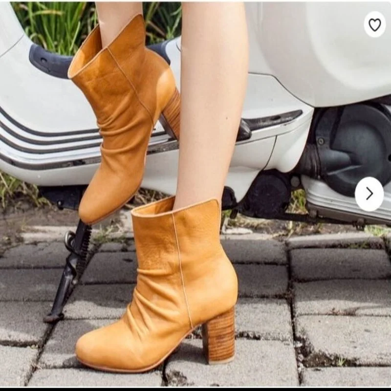 

Plus Size High Heel Ankle Boots for Women Round Toe Pleated Leather Women's Boots Fashion Chunky Heel Boots for Women Winter