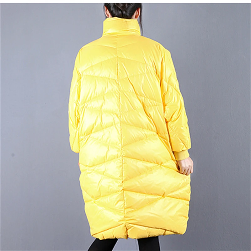 Женский длинный пуховик черный свободный с рукавом летучая мышь верхняя одежда