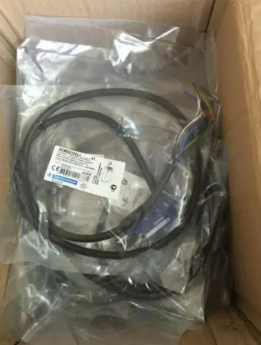 XCMD2102L1 1 шт. Новинка в коробке Schneider концевой выключатель Бесплатная доставка # exp |
