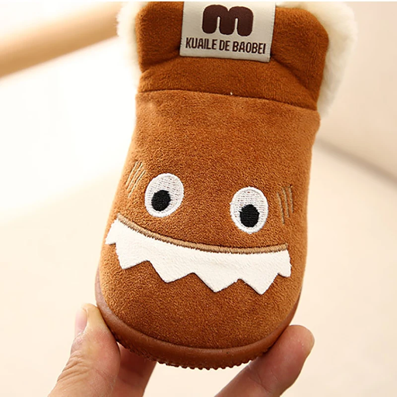 Winter Kids Home Boots Shoes Cartoon Children's Slippers Kids Girls Shoes Plus Velvet Anti-slip Boys Slippers Girls Snow Boots