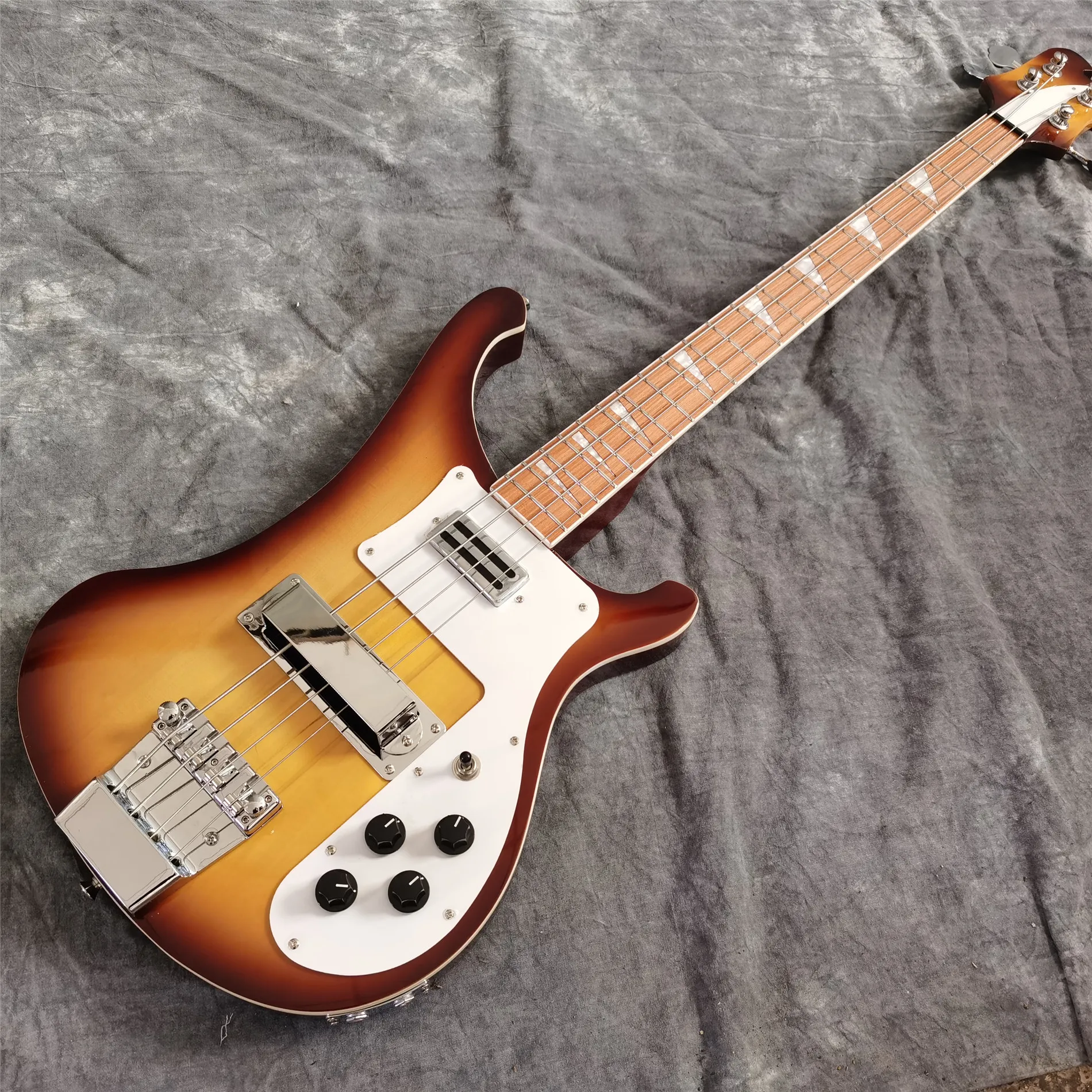 

High-quality 4 strings electric bass , sunburst color electric guitar, chrome hardware, rosewood fingerboard, free shipping