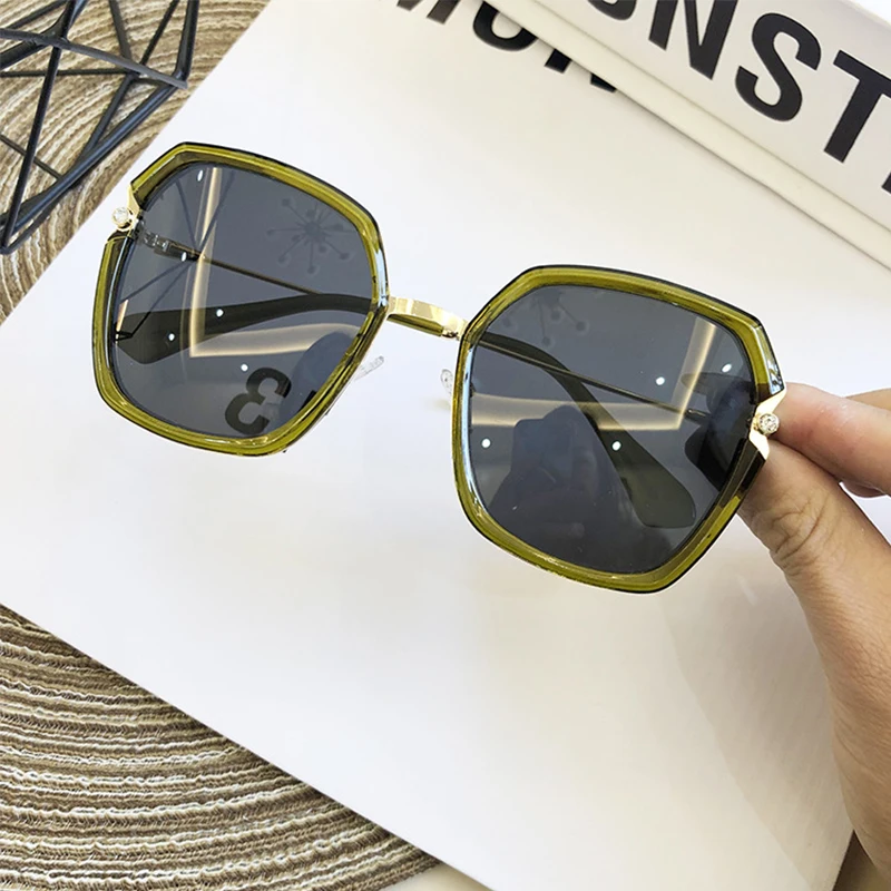 2020 новые модные женские поляризационные солнцезащитные очки Украшенные