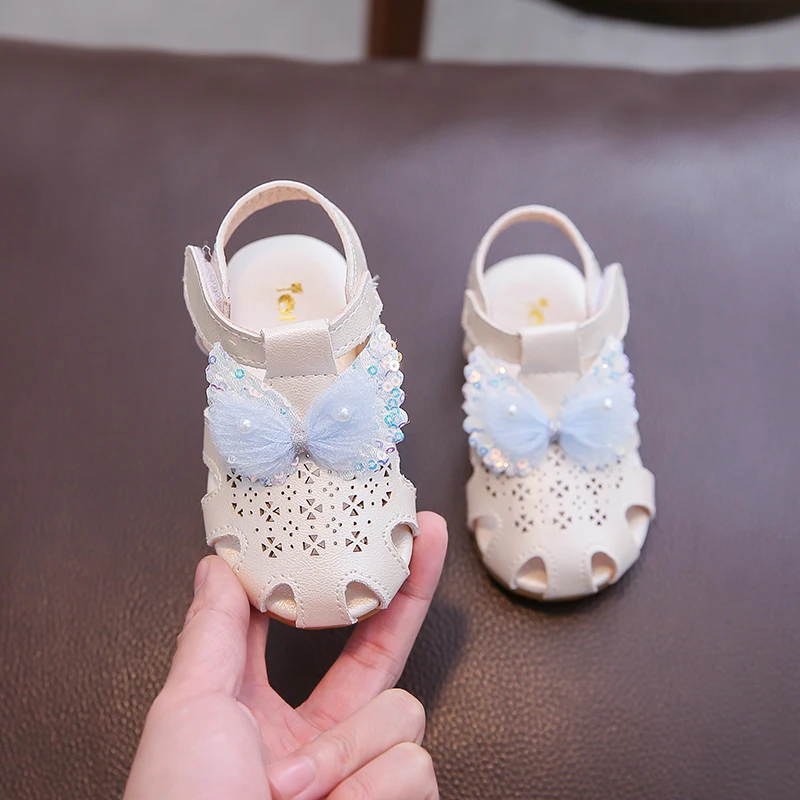 

Summer baby girl sandals bow kids princess shoes children girl soft bottom shoes hollow sandals non-slip casual flat shoes