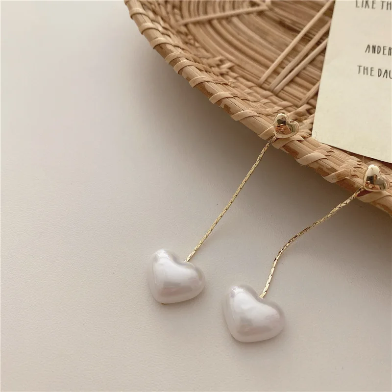 

Korean retro heart-shaped long pearl pendant drop earring for woman girls Aesthetic earings fashion jewelry 2020 christmas gifts
