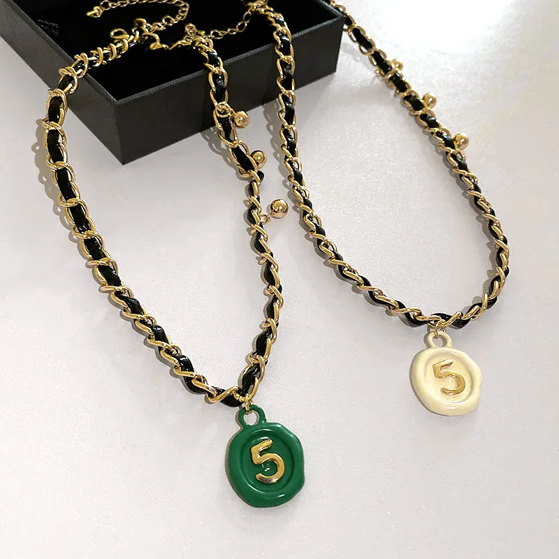 

High Quality Vintage Peronality Number 5 Pendant Choker Classic PU Leather Metal Chain Necklace for Women Girls Party Jewelry