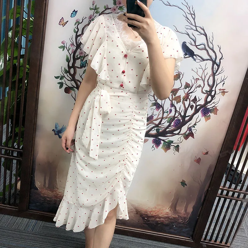 

Shopping mall's same 2020 summer new V little red heart dress women's long lotus leaf skirt waist fishtail skirt