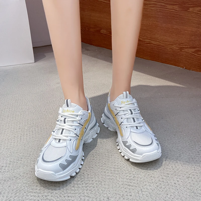 

Ins breathable daddy shoes women's fashion 2021 autumn new student mesh sports shoes casual Korean version