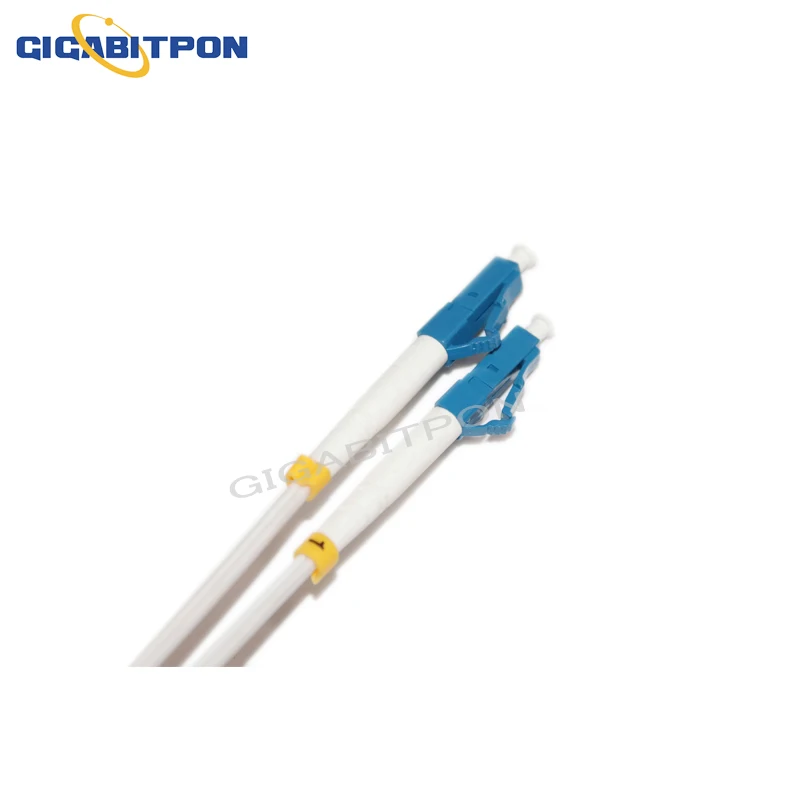 LCUPC Drop Optic Cable Outdoor FTTH Fiber 4 Steel 2 Core G657A1 100-500m Single Mode enlarge