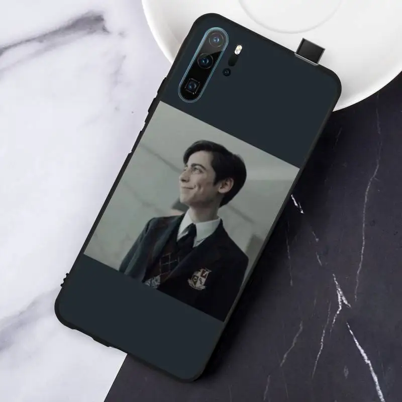 

Aidan Gallagher Number Five shell Phone Case For Huawei honor Mate P 10 20 30 40 Pro 10i 9 10 20 8 x Lite
