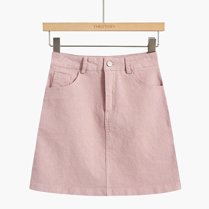 Женское джинсовое платье с завышенной талией однотонное короткое черное в стиле