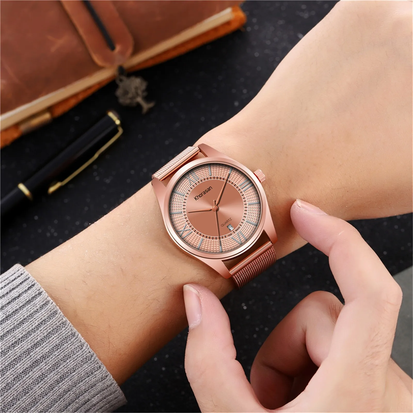 

Sleek Minimalist Men's Quartz Watches Calendar Casual Men's Wristwatch Steel Strap Men's Watches Relogio Masculino Reloj Hombre