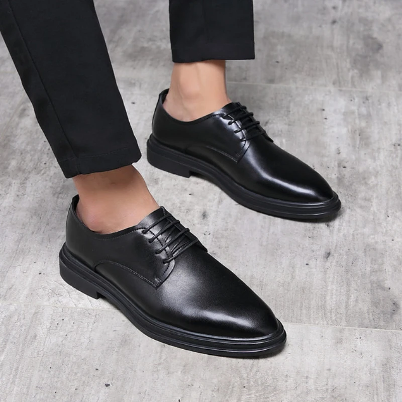 

Men Casual Business Leather Shoes British Trend Men Formal Oxfords Sneakers Mens Luxury Shoes Men Designer Black