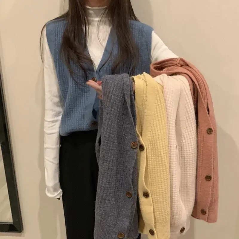 

Sweater Vest Women 2020 Fall Winter Korean Style Vintage Single Breasted V Neck Sleeveless Cardigan Short Knitted Waistcoat T547