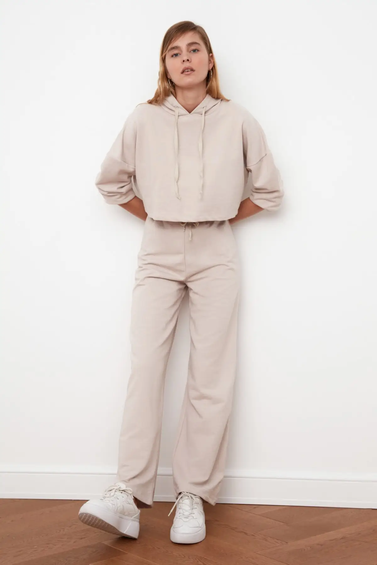 Трендовые трикотажные спортивные штаны TWOSS21EA0011