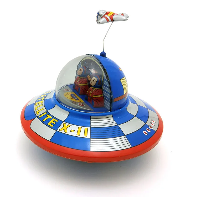 [Funny] Adult Collection Retro Wind up toy Metal Tin UFO space ship astronaut spaceman Clockwork figure model vintage | Игрушки и хобби