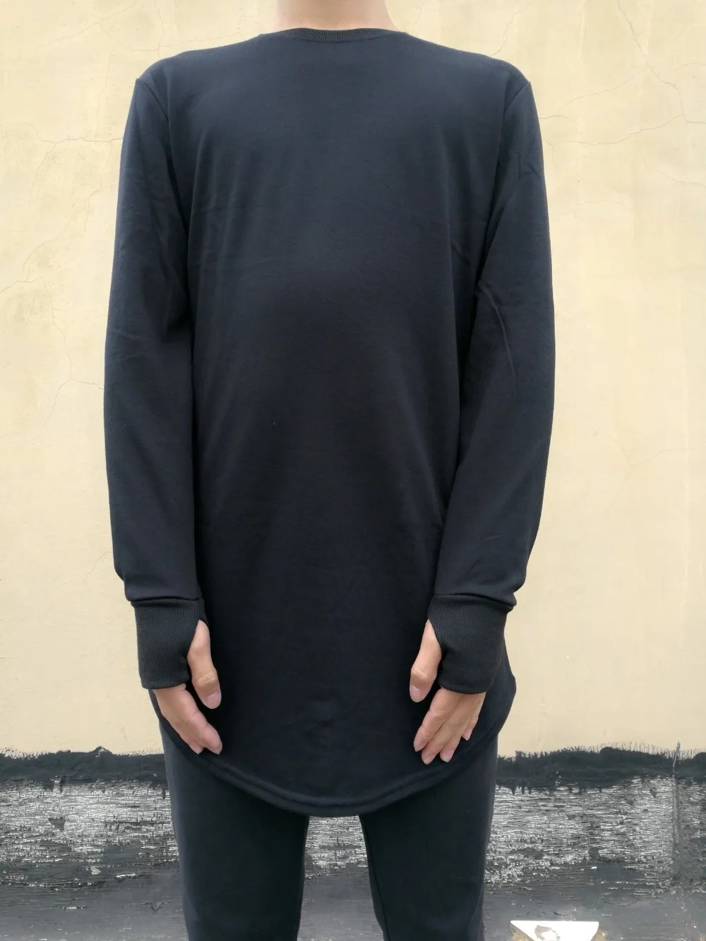 Новое поступление мужские однотонные футболки с вырезом для большого пальца