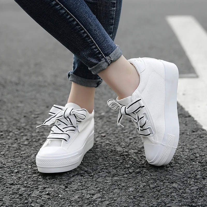 

New High Canvas Shoes with Thick Soles Spring Autumn 2021 Women's Shoes Ribbon sneakers Women Casual Shoes Low Top Cloth Shoes