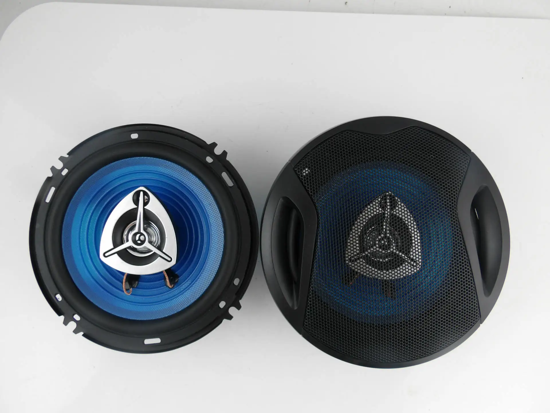 

Automobile Coaxial Horn Audio Set Car Woofer 6.5 Inch Vehicle Door Speaker