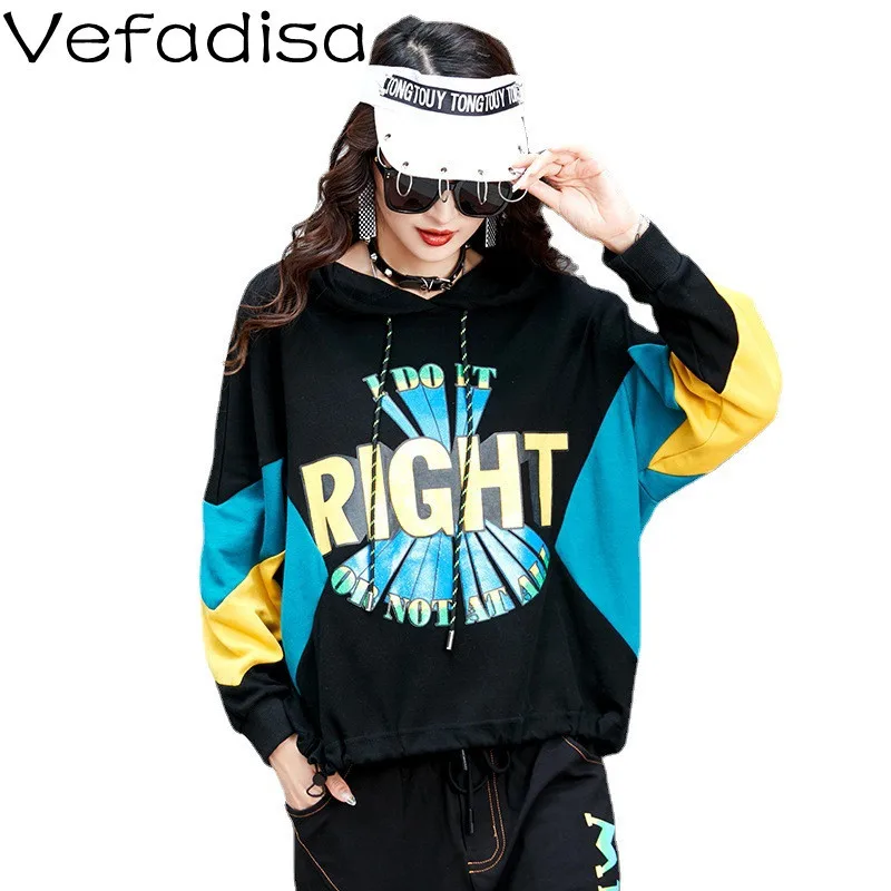 

Hoodies & Sweatshirts