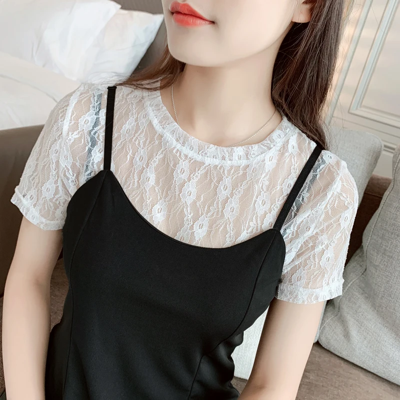 

Summer New Female Korean Version of The Self-cultivation All-match Foreign-style Bottoming Shirt Short-sleeved Lace Shirt