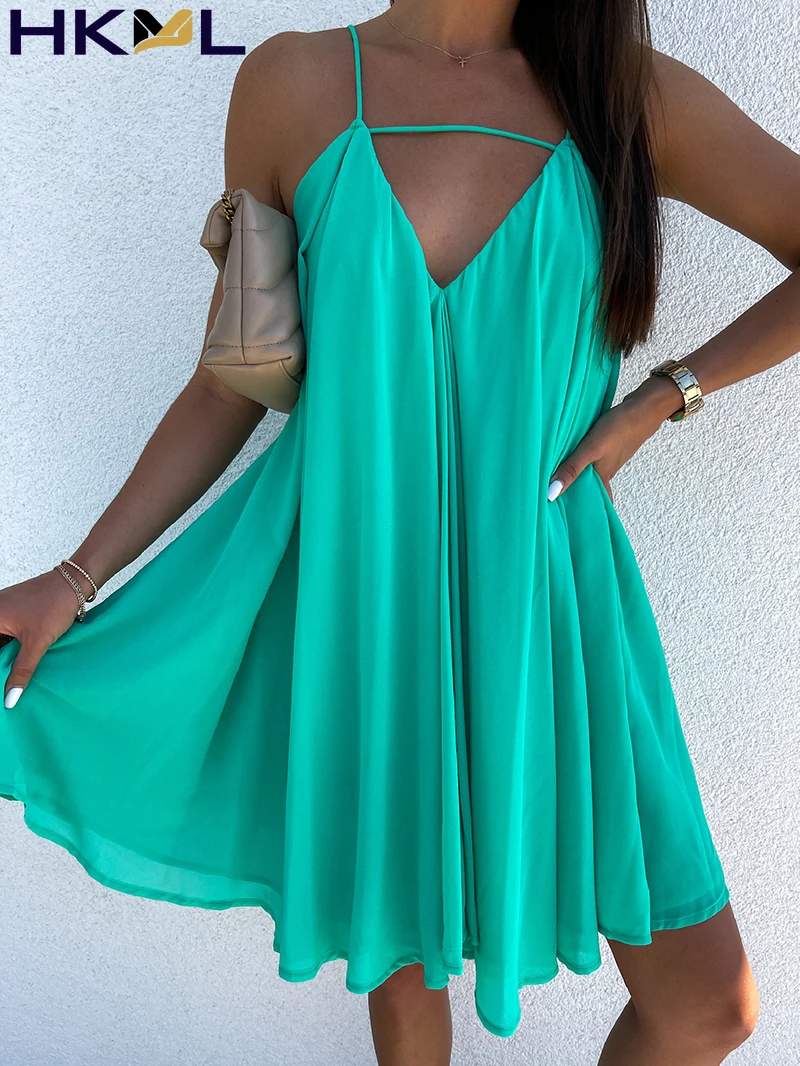 

Summer Women Dress A Line Green Backless V Neck Pleated Chiffon Sleeveless Loose Casual Beach Holiday Dress 2021
