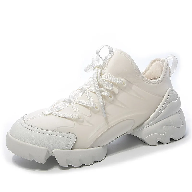 Spring and autumn thick bottom increased sports shoes female new super fire net red star models wild casual sports old shoe - Цвет: white