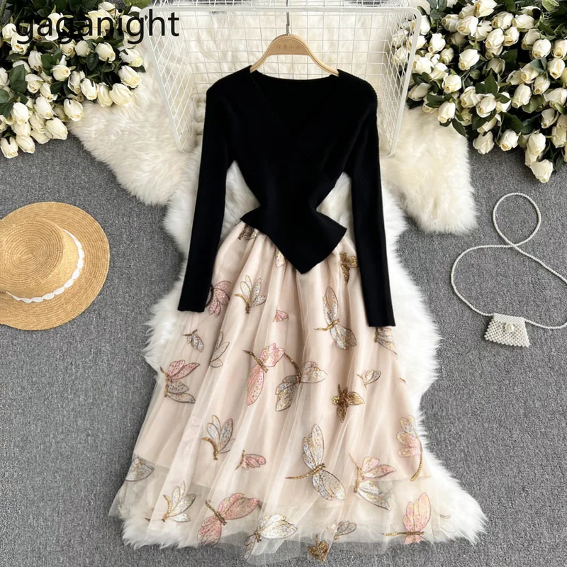 

Gaganight Women Dress 2021 Autumn Winter New French Gentle Style Slimming Sequined Mesh Embroidery Stitching Long-sleeved Dress