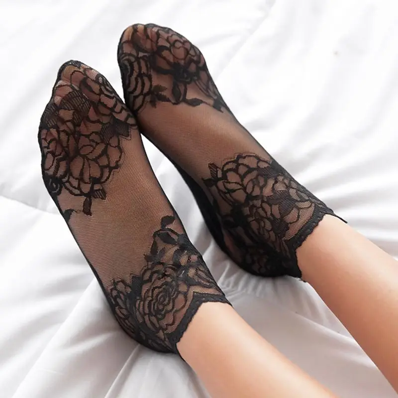 Носки женские в сеточку пикантные однотонные с цветочным кружевом Нескользящие
