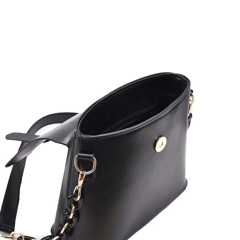 

Small Bucket Bag Women 2021 Broadband Simple One-shoulder Slant Women's Chain Belt Bag