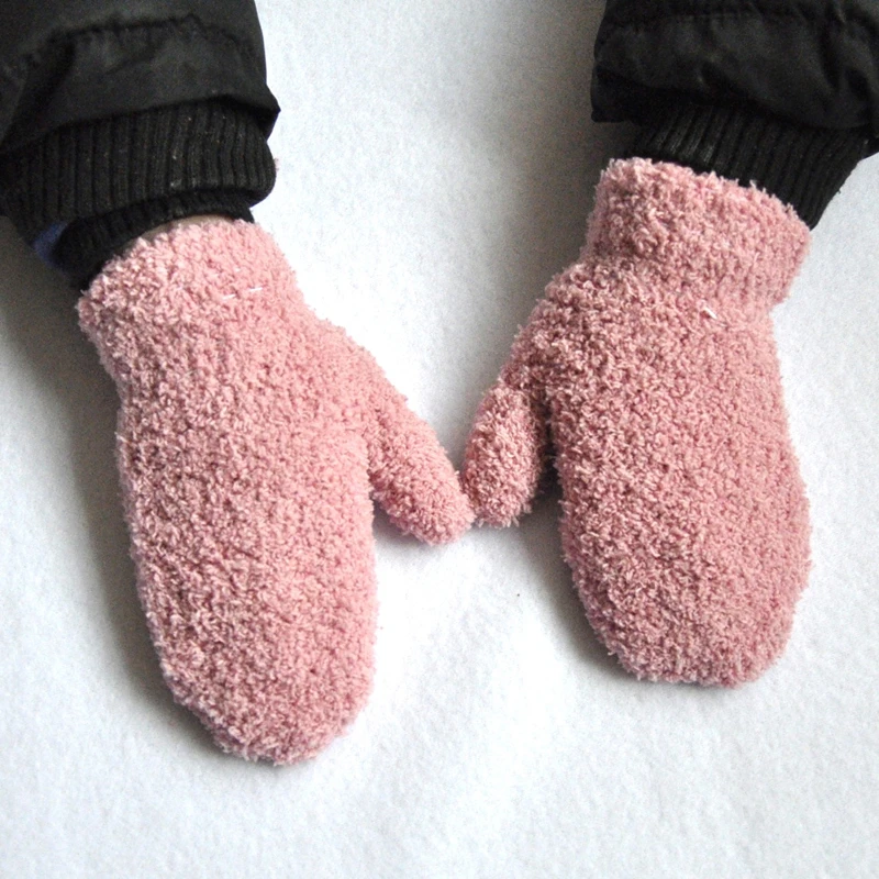 

Fashion New Kids Gloves Baby Winter Coral Fleece Gloves Warm Thicken Mittens Soft Full Finger Gloves Hot Baby Boys Girls Gloves