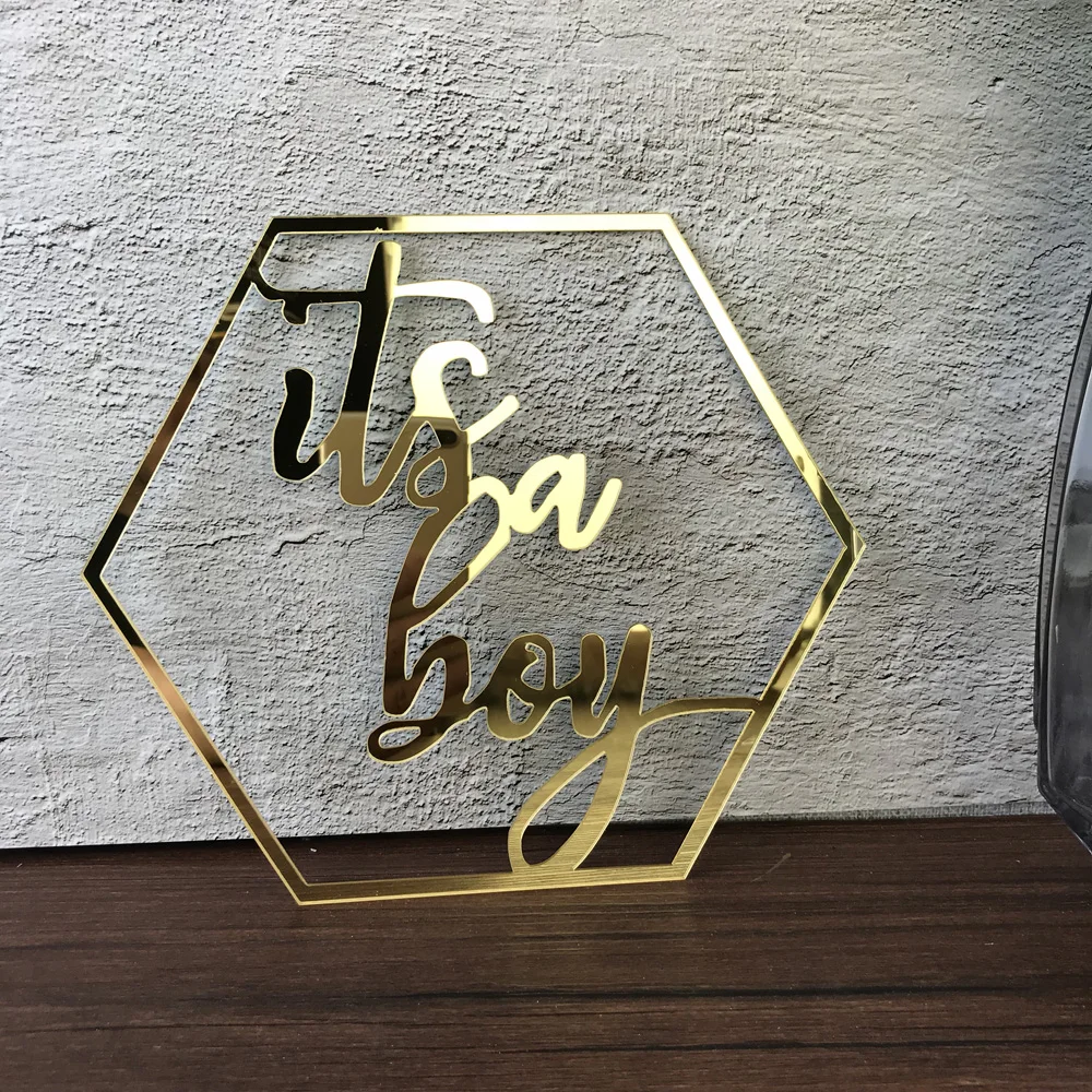 О ребенок шестиугольник стиль знак золотой зеркало с днем рождения это