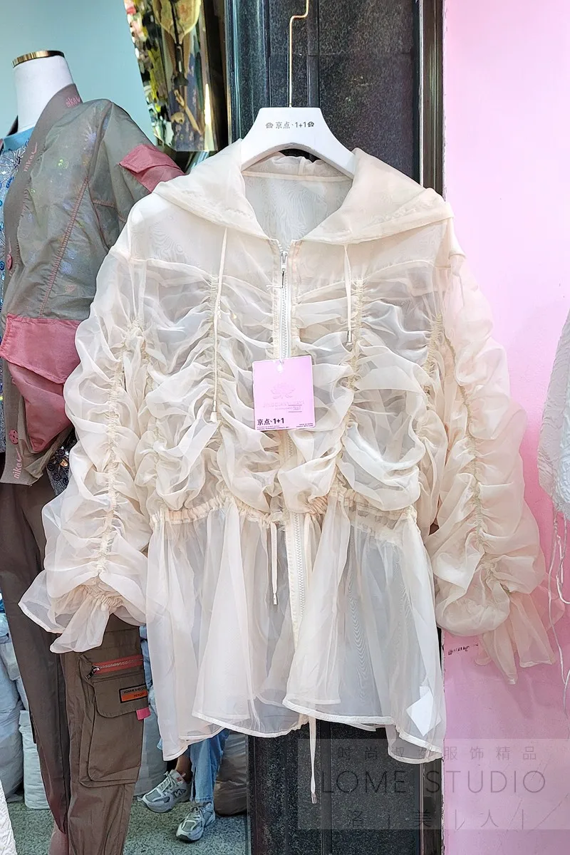 

2021 Spring Fashion Pleated Mesh Coat Jacket Women Drawstring Slim Waist See Through Hooded Zipper Top Sun Protection Clothing