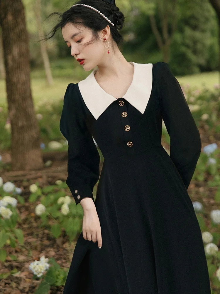 

Yuxi Simple Retro Long-Sleeved Dress Price Control +