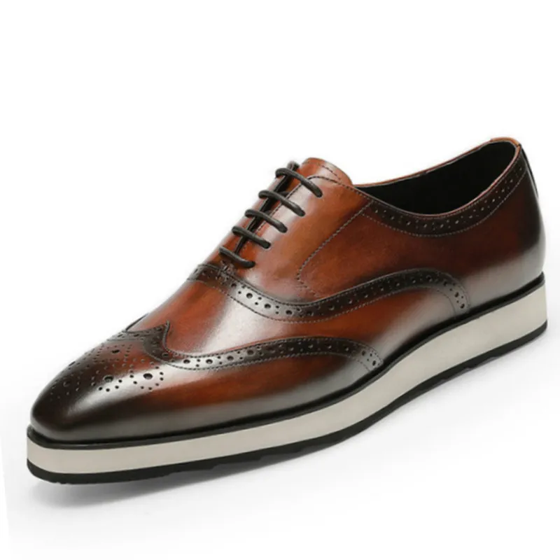 

Туфли мужские, из натуральной кожи, на плоской подошве, с перфорацией