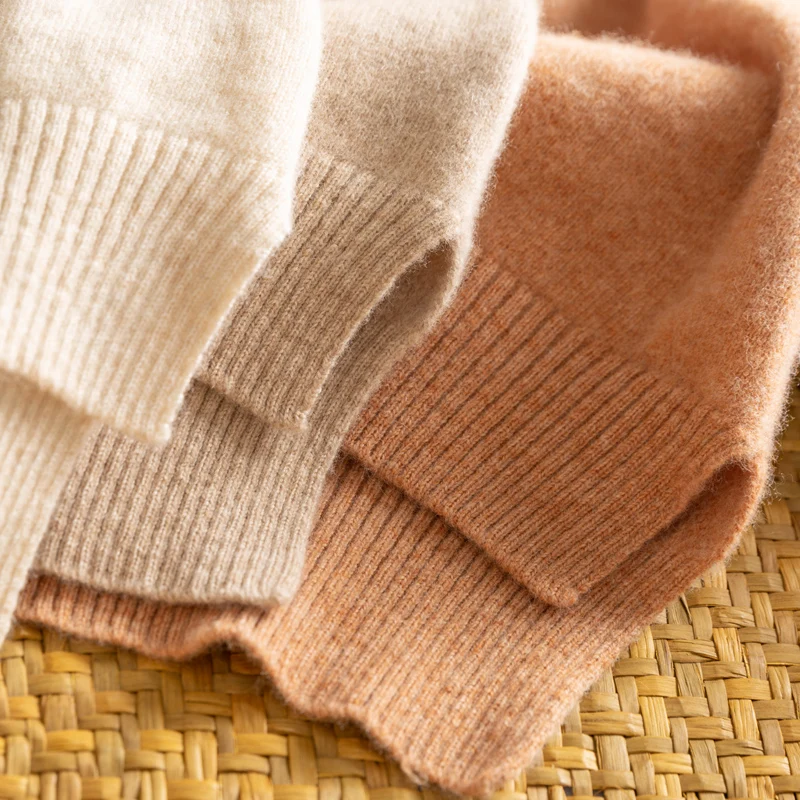 

Stylish female vigorous hoodie knitted natural real wool full sleeves fashion casual pullovers