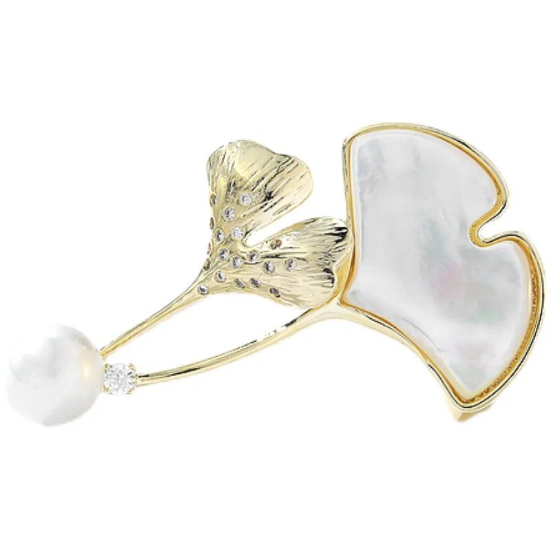

Ginkgo leaf imitation pearl brooch female Korean fashion luxury natural shell Brooch suit coat versatile