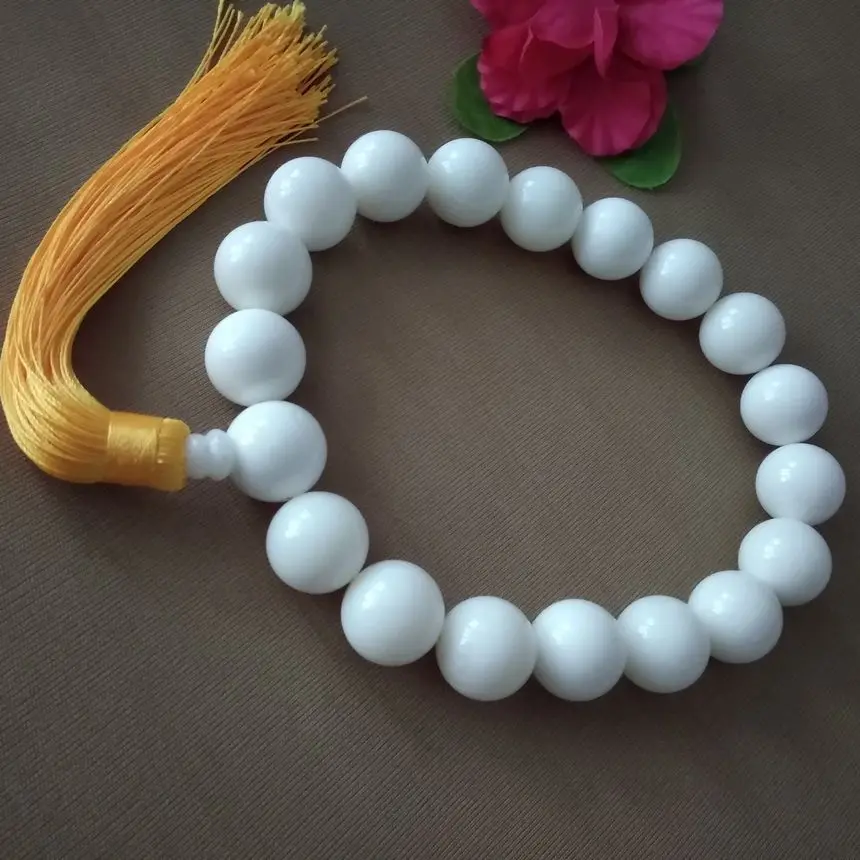 Браслет-амулет с натуральными морскими бусинами 20 мм | Дом и сад