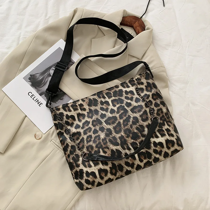 

2021 New Fashion Shoulder Bag Leopard Print PU Leather Crossbody Messenger Bag Chain Small Square Bag Satchels Hobos