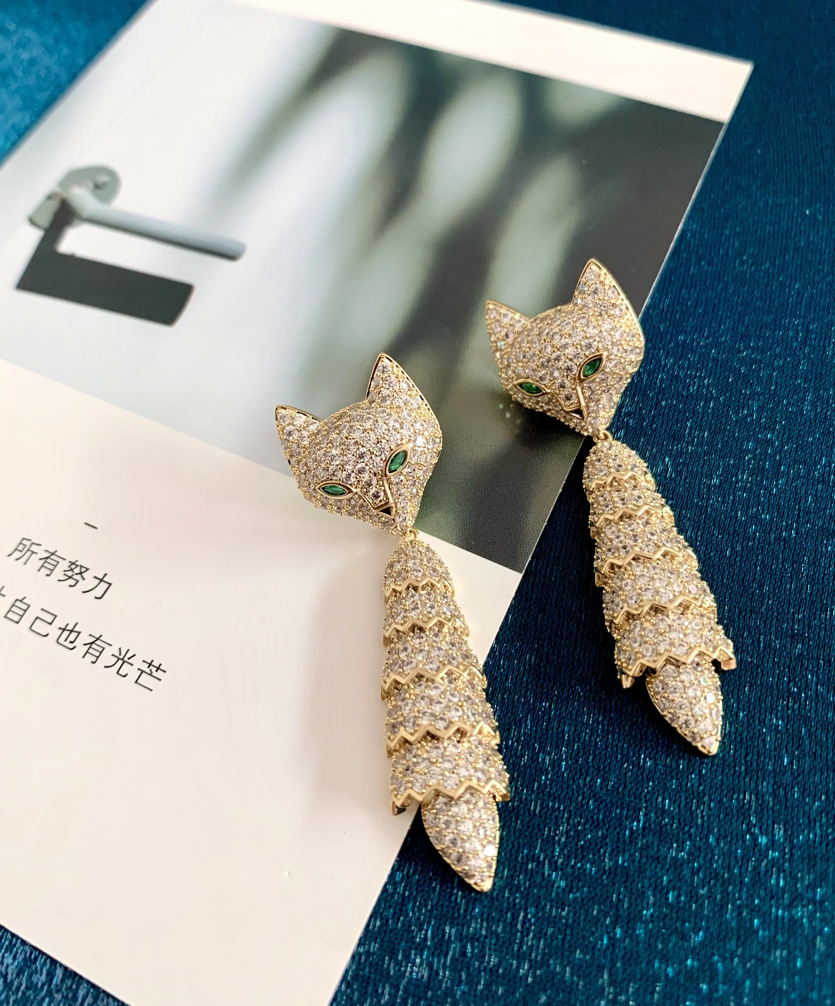 

NICKEL FREE FASHION EARRING