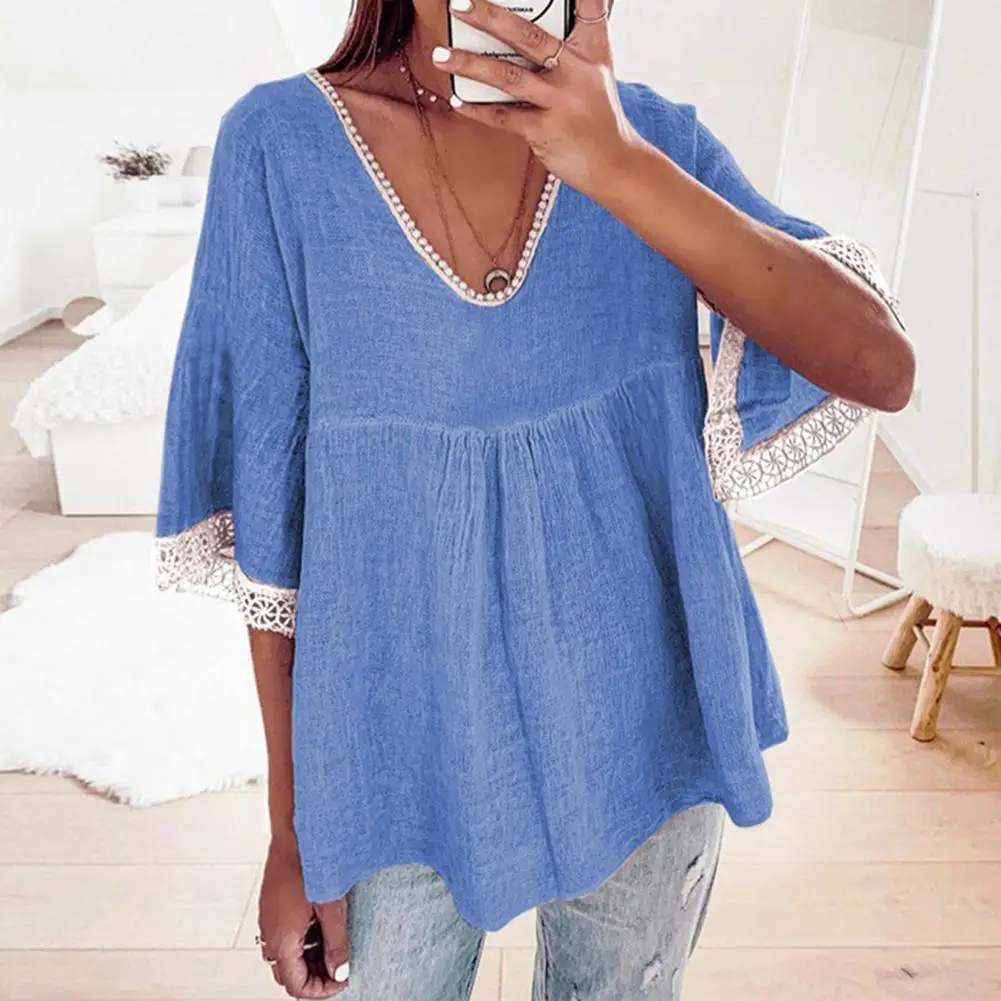 

Женская свободная рубашка-топ, летняя кружевная рубашка большого размера с расклешенным рукавом и V-образным вырезом, модная повседневная о...