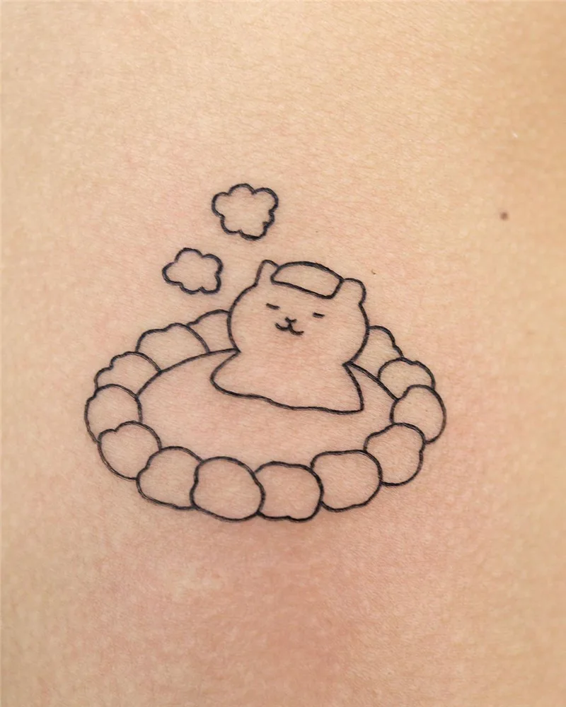 

Водостойкие татуировки на талию для мужчин и женщин на руку, Черные милые медведи, наклейки в стиле аниме для боди-арта, Переводные водостой...