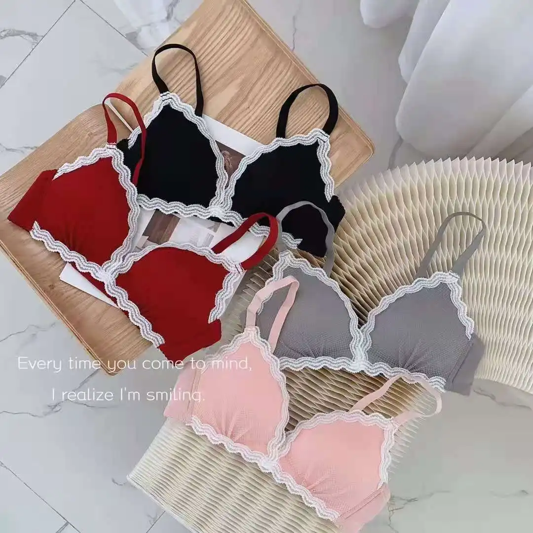 

New Japanese thin loli sexy lace no steel ring deep v small chest gather bra set