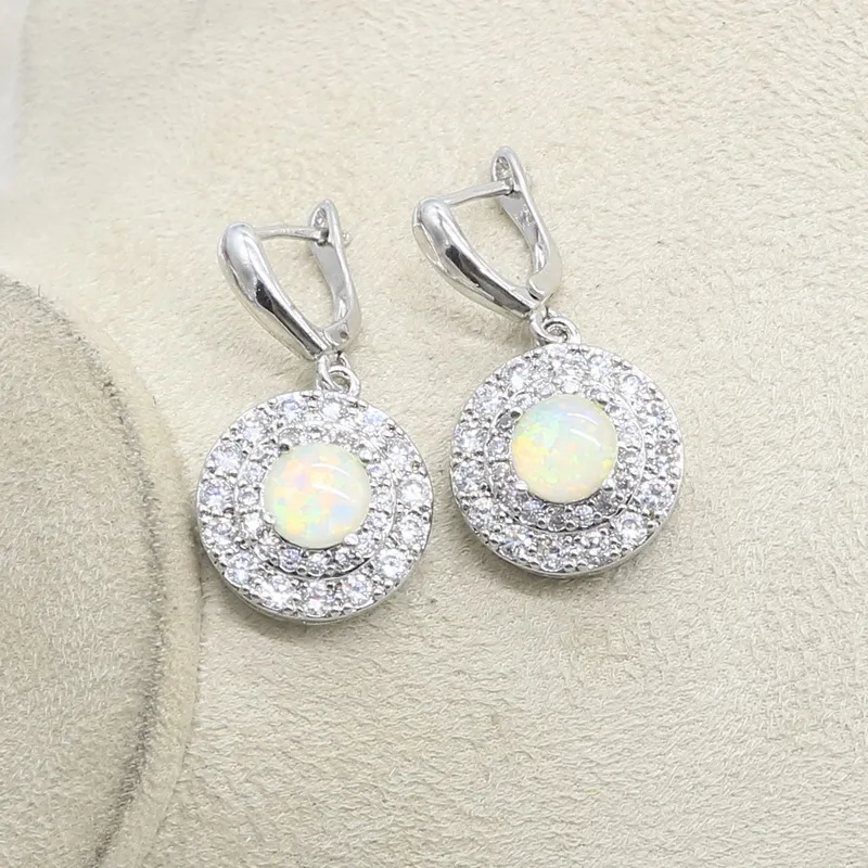 Женский ювелирный комплект из колье и серёг с белым опалом | Украшения аксессуары