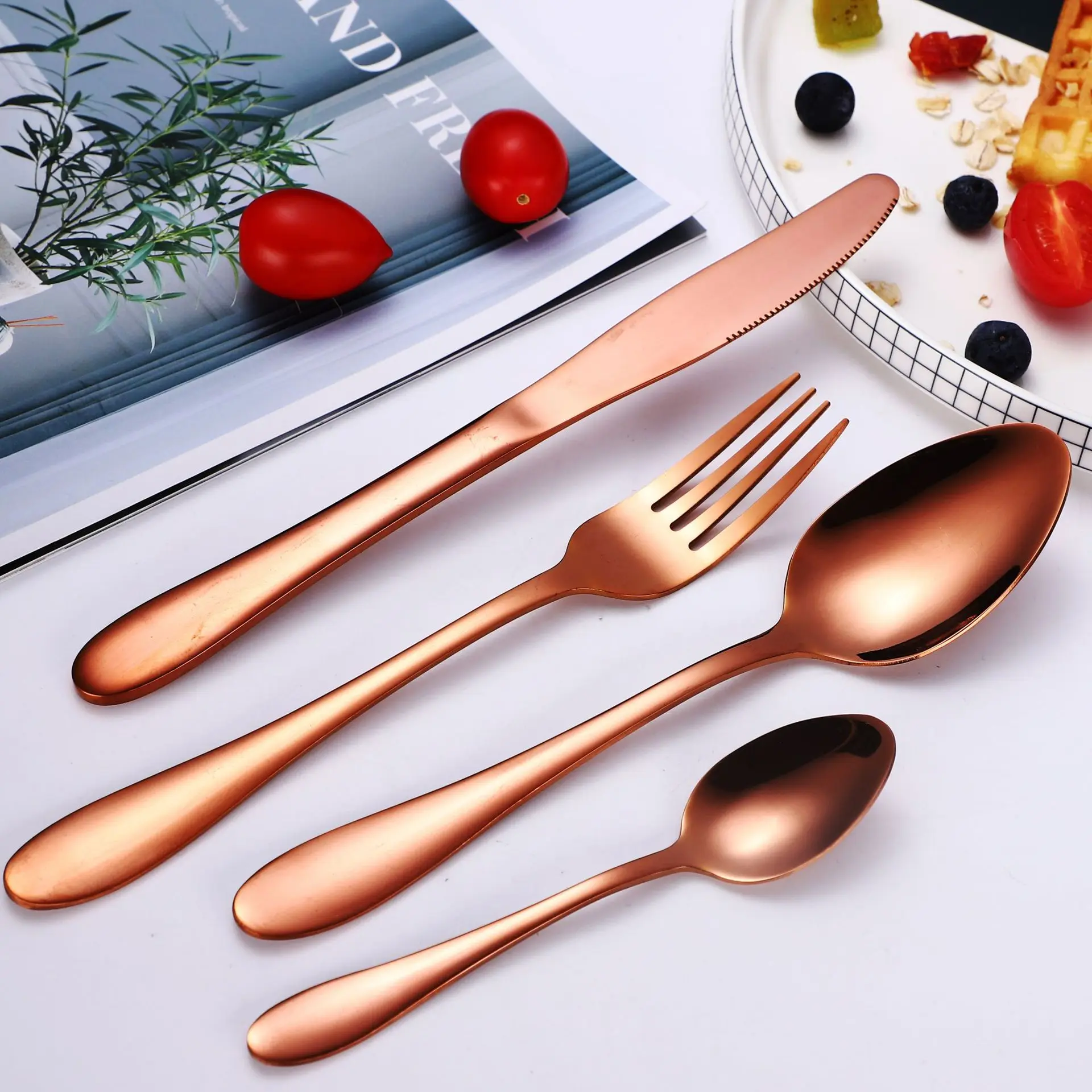 

24pcs Stainless Steel Cutlery Tableware Set Golden Fork Spoon Knife Set Dishwasher Safe Dinnerware Dinner Set Dropshipping
