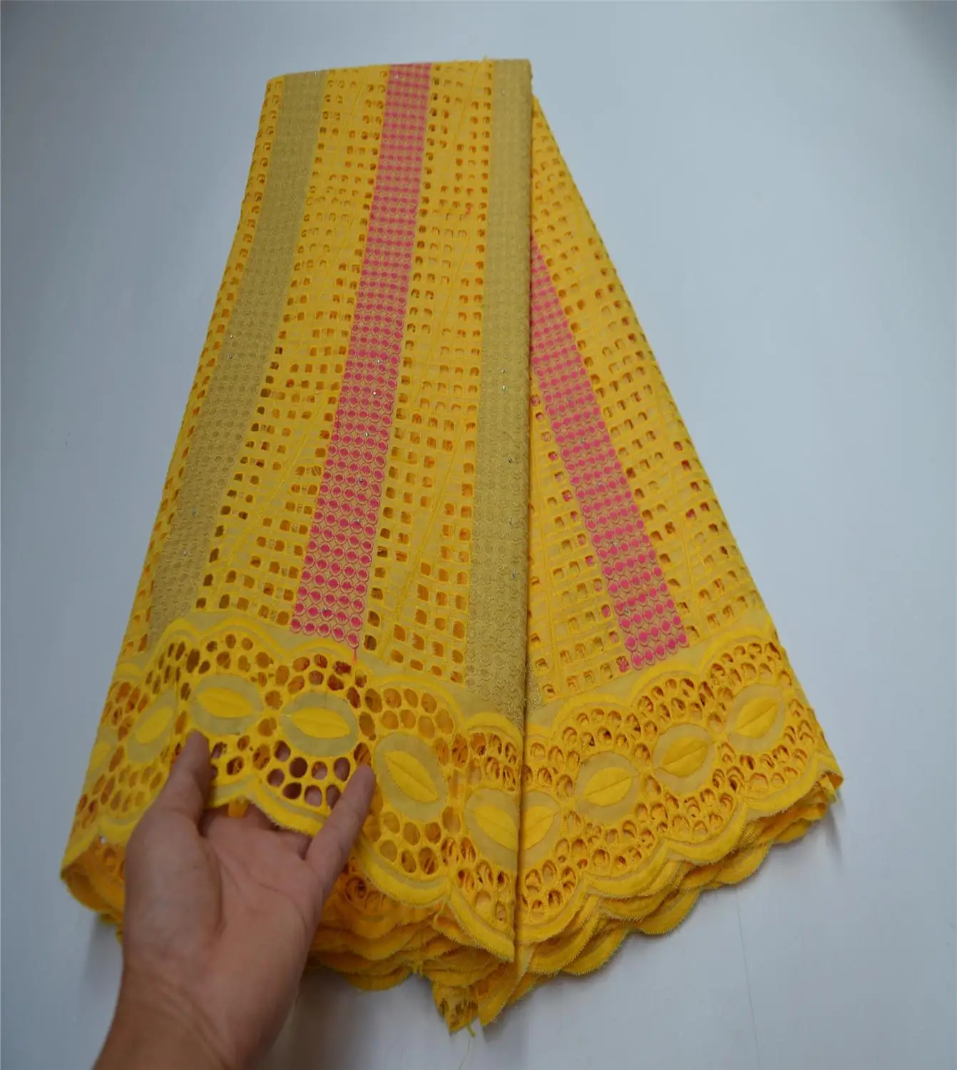 

African Cotton Lace Fabric Latest Embroidery Nigerian Swiss Voile Lace In Switzerland 2020 High Quality Laces Fabrics