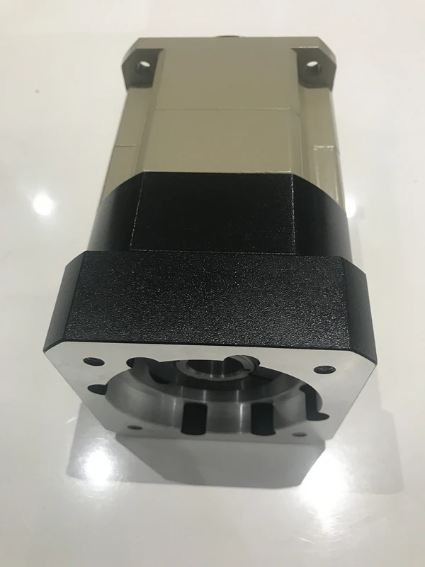 Высокая точность винтовой зубчатой передачи планетарный редуктор 2-х стадийной